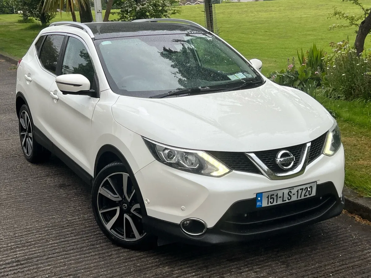 151 NISSAN QASHQAI TEKNA 1.6 DIESEL GLASS ROOF - Image 2