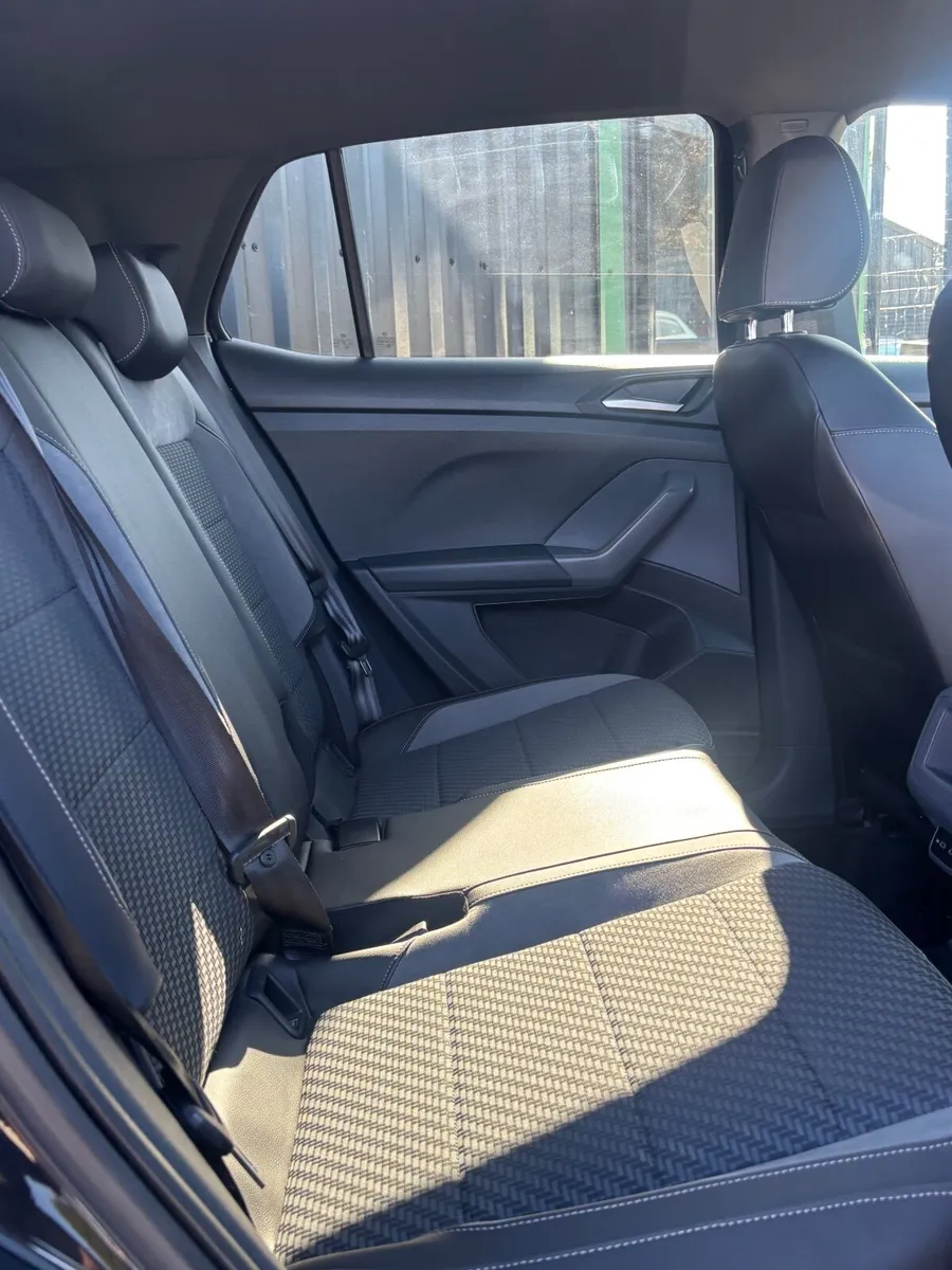 Volkswagen T-Cross 2021 - Image 4