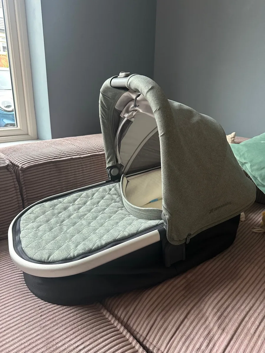 UPPAbaby Bassinet Green Melange (Emmett) - Image 2