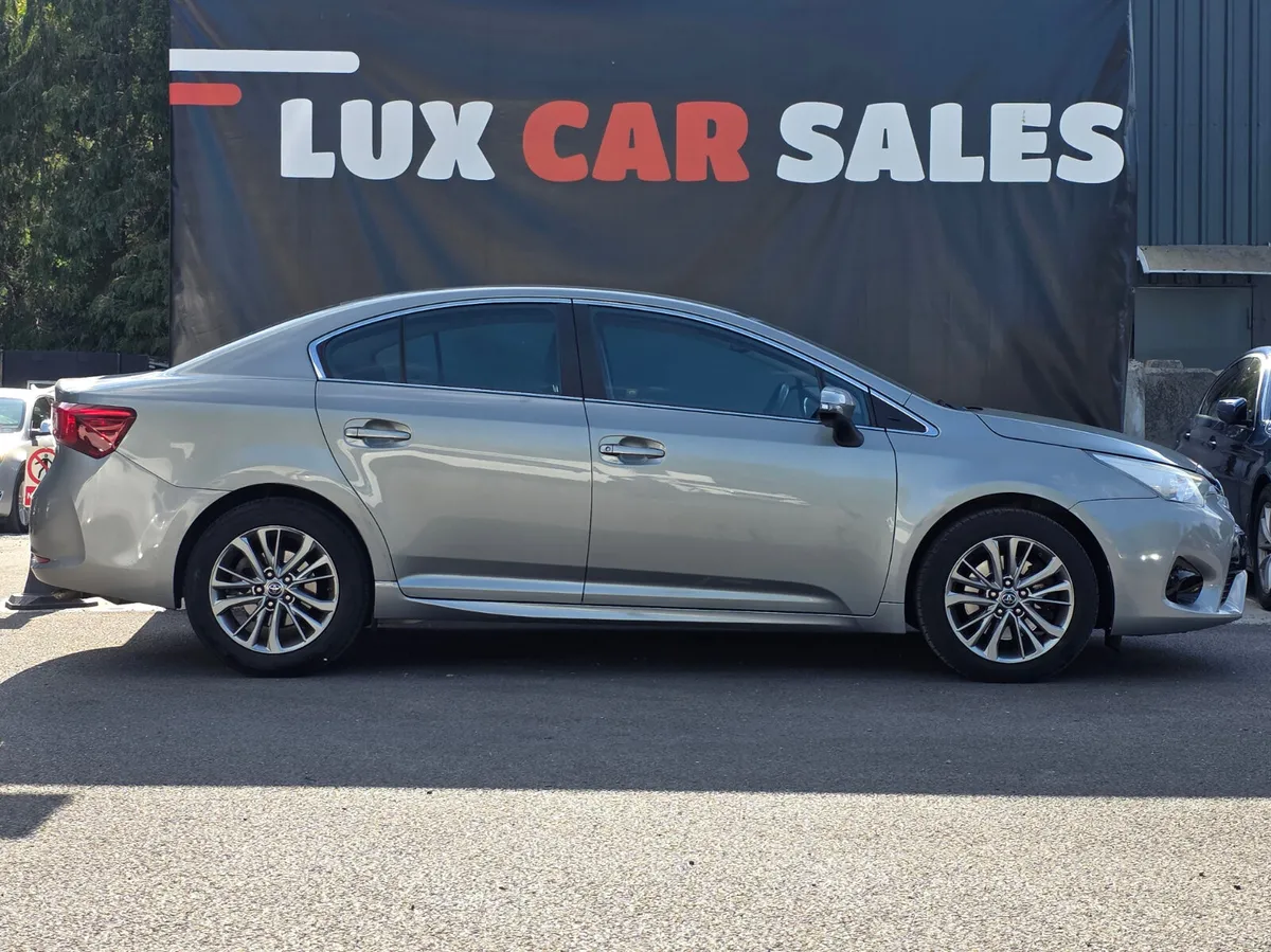 2018 Toyota Avensis 2.0D LUNA // REVERSE CAMERA - Image 2