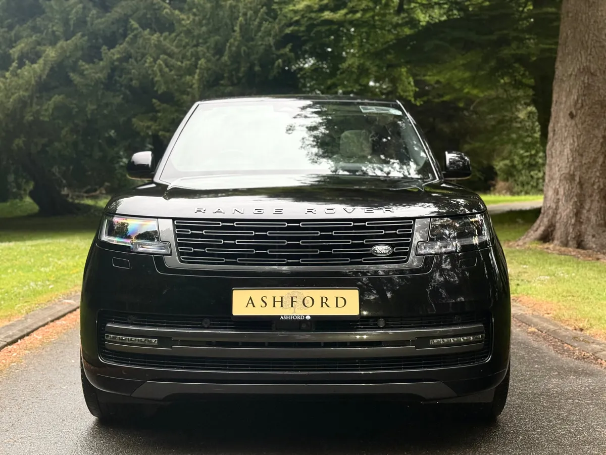 Land Rover Range Rover 440 Great Spec - Image 2