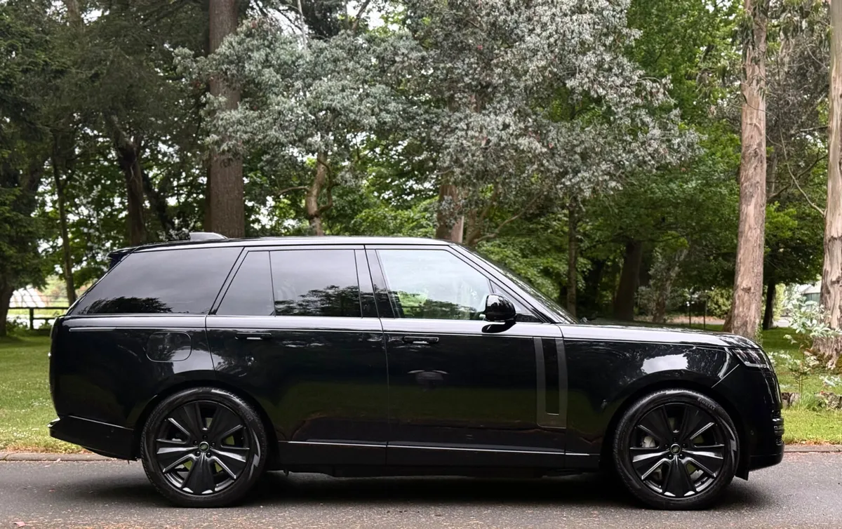 Land Rover Range Rover 440 Great Spec - Image 4