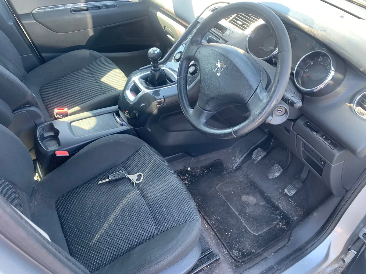 2012 PEUGEOT 5008 7 SEATER DIESEL - Image 4