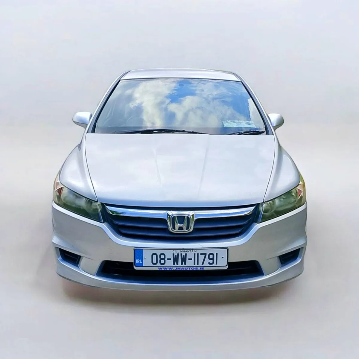 Honda Stream Auto Reverse Cam NCTED 7 seater - Image 2