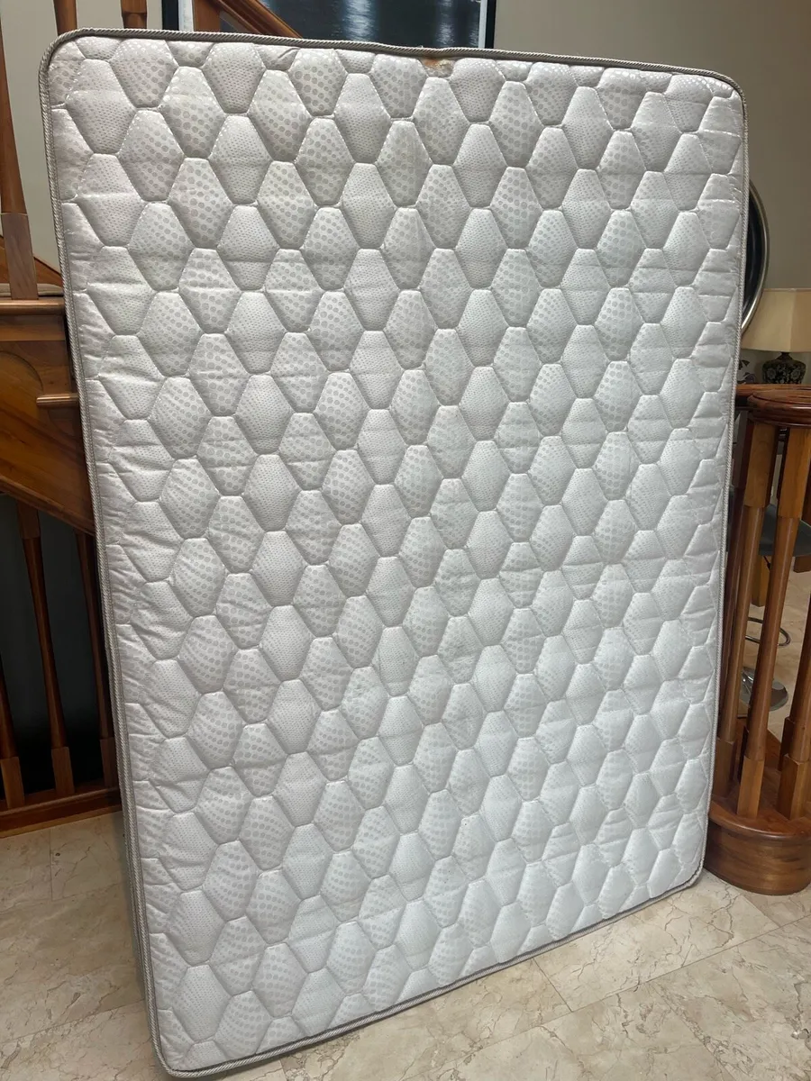 Very Clean 4 Foot 6” Double Mattress - Can Deliver - Image 2