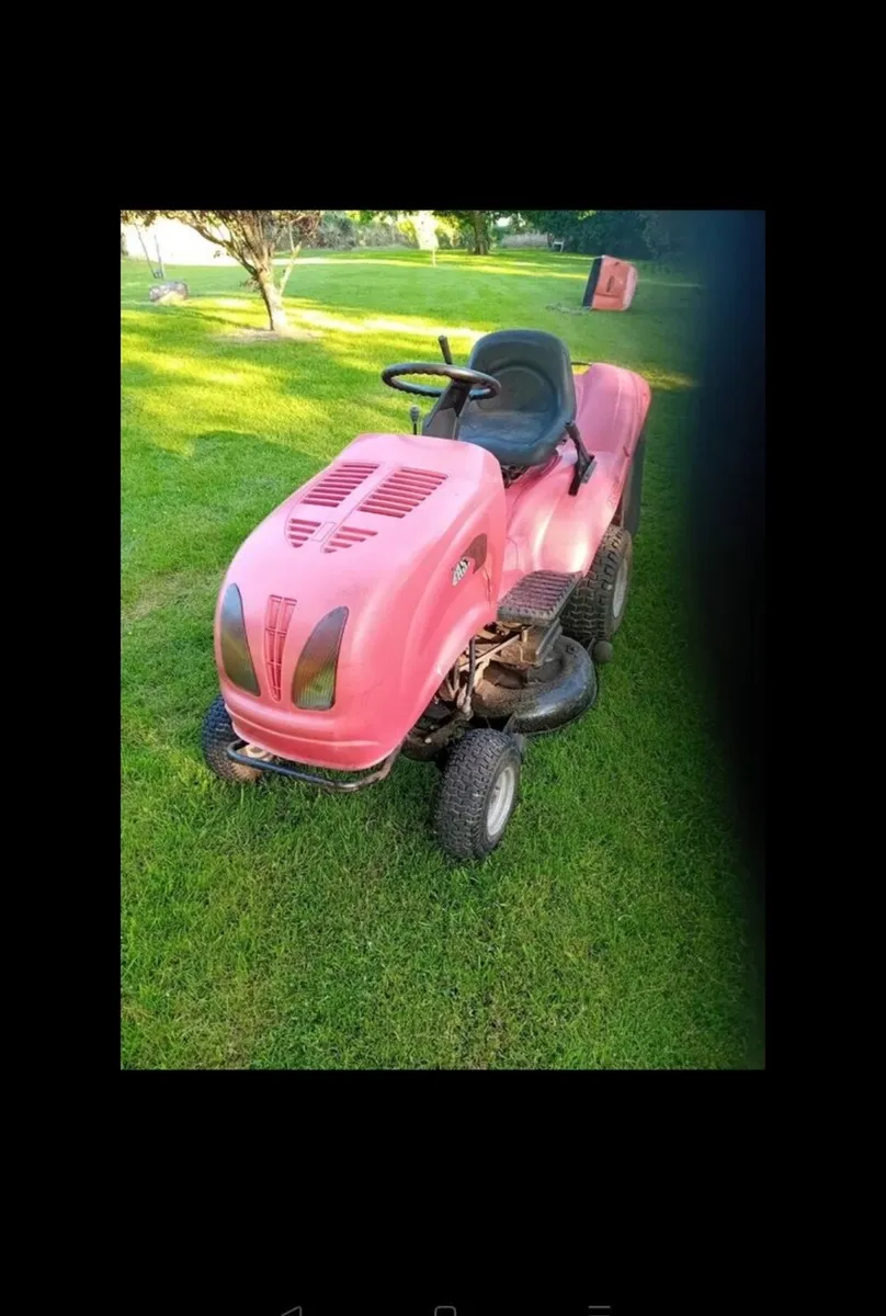 Ride on mower - Image 1