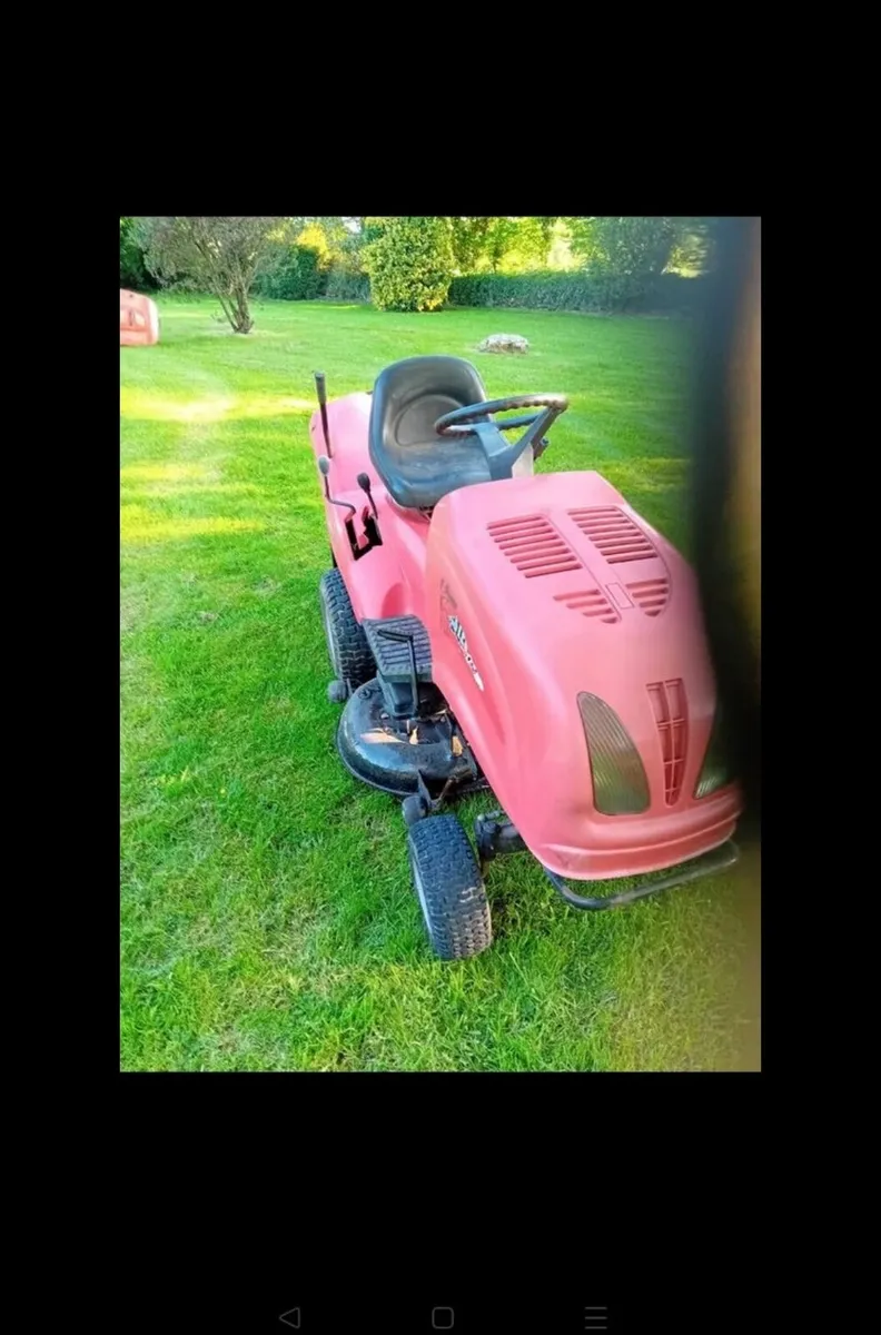 Ride on mower - Image 2