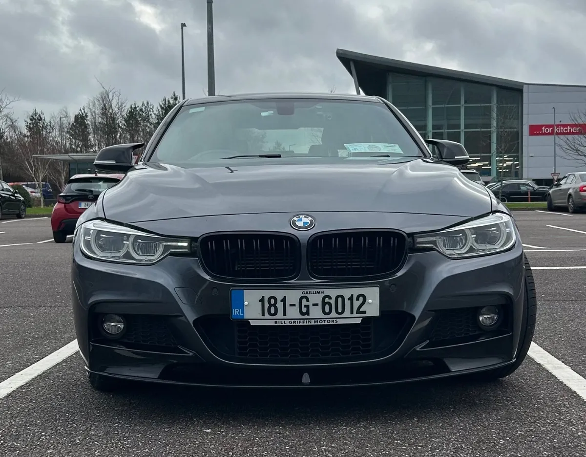 BMW 3-Series 2018 - Image 3