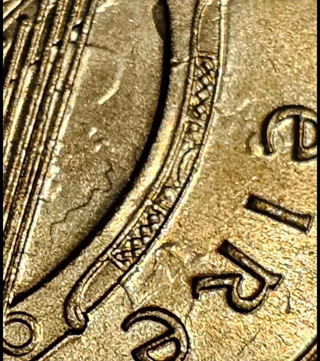 2011 irish 2 euro error coin - Image 2
