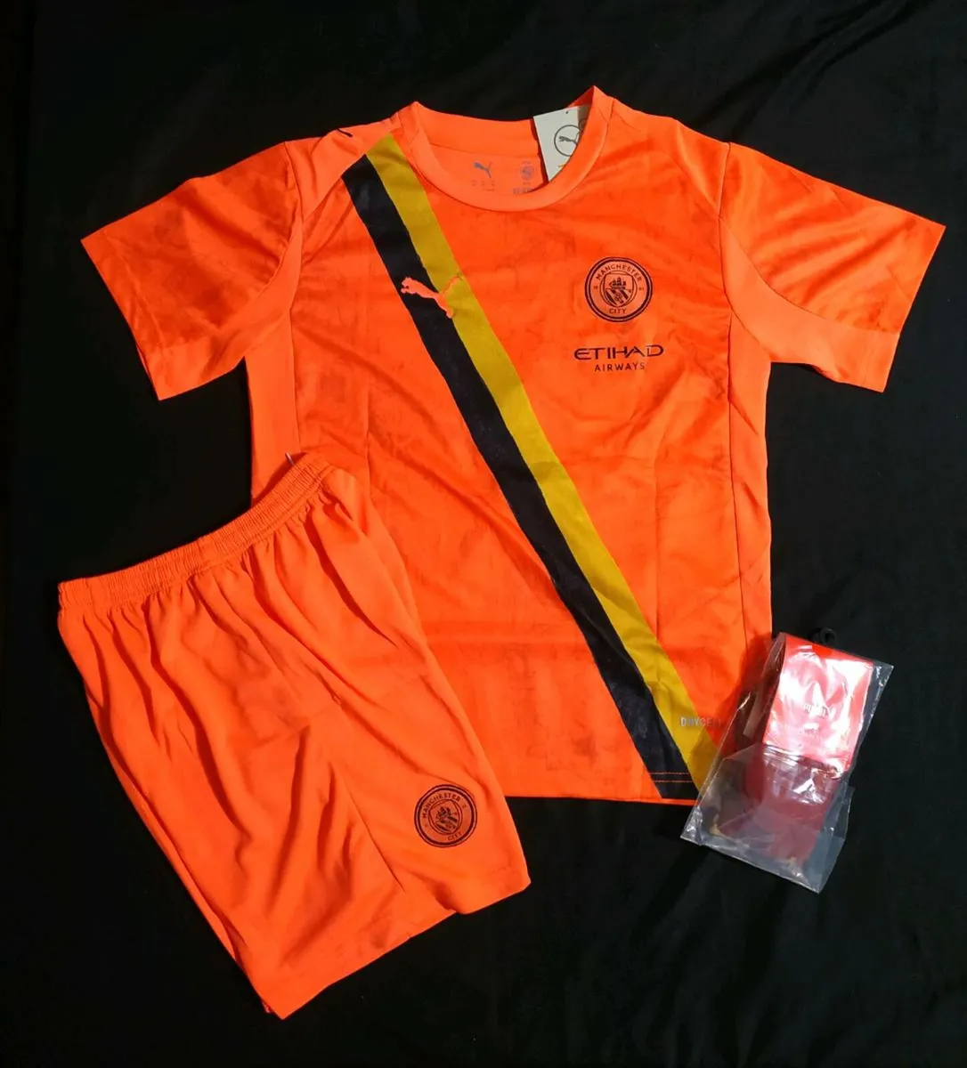 MAN CITY (AWAY)(HAALAND 9) KIDS KIT , 12/13 YRS - Image 1