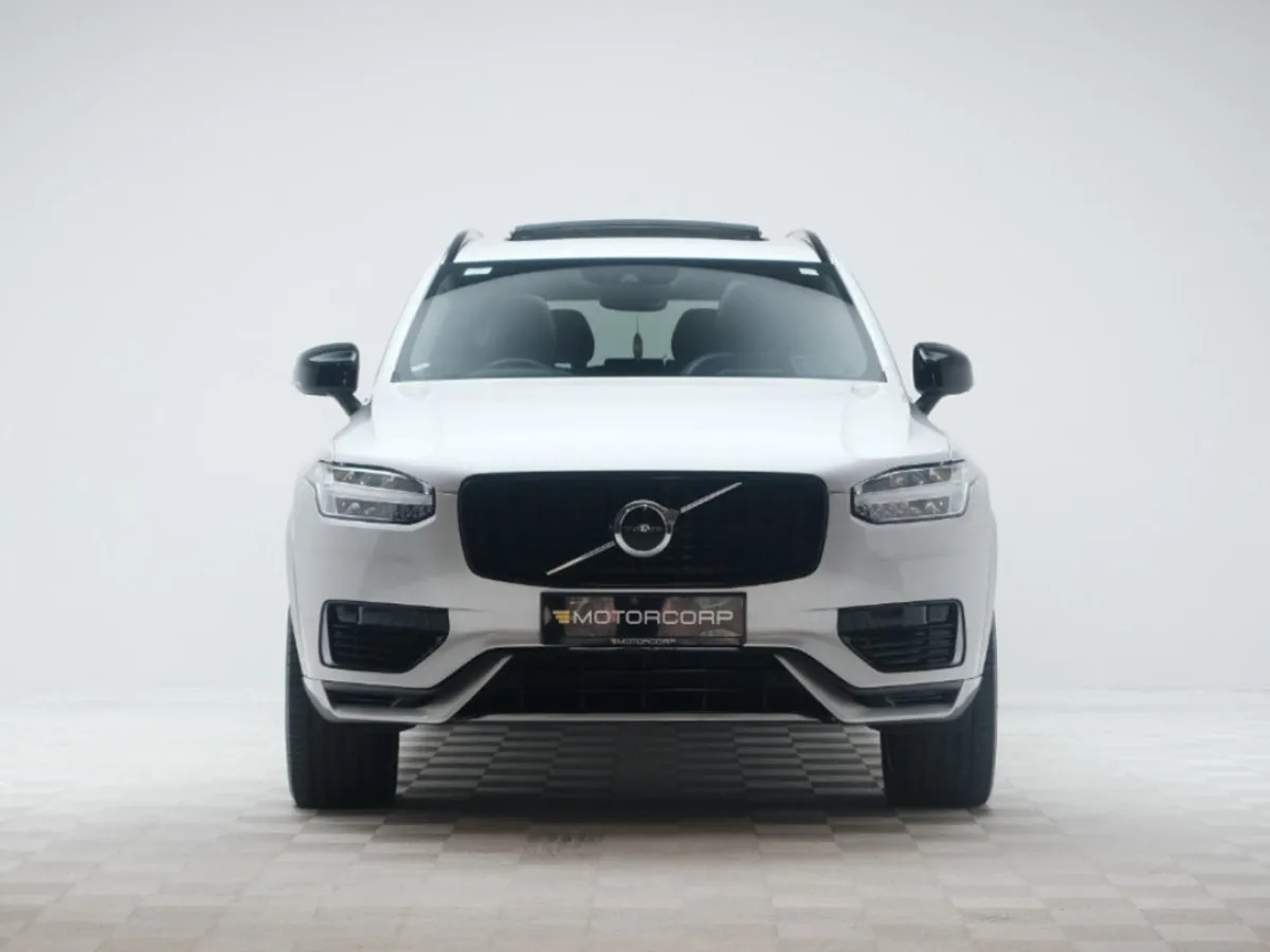 Volvo XC90 T8 R-design 2.0 Phev  7 Seater - Image 2