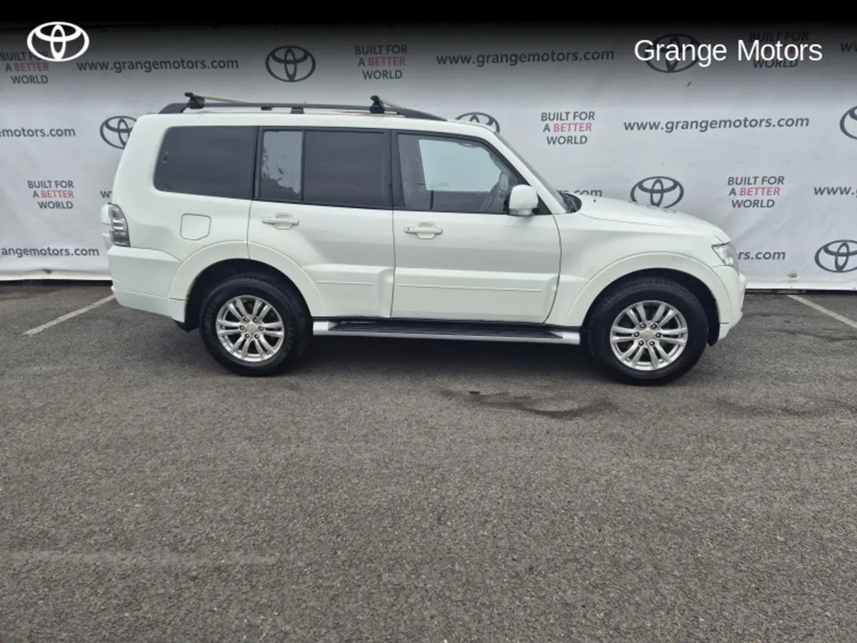 Mitsubishi Pajero 3.2 DID LWB Commercial 5DR - Image 3