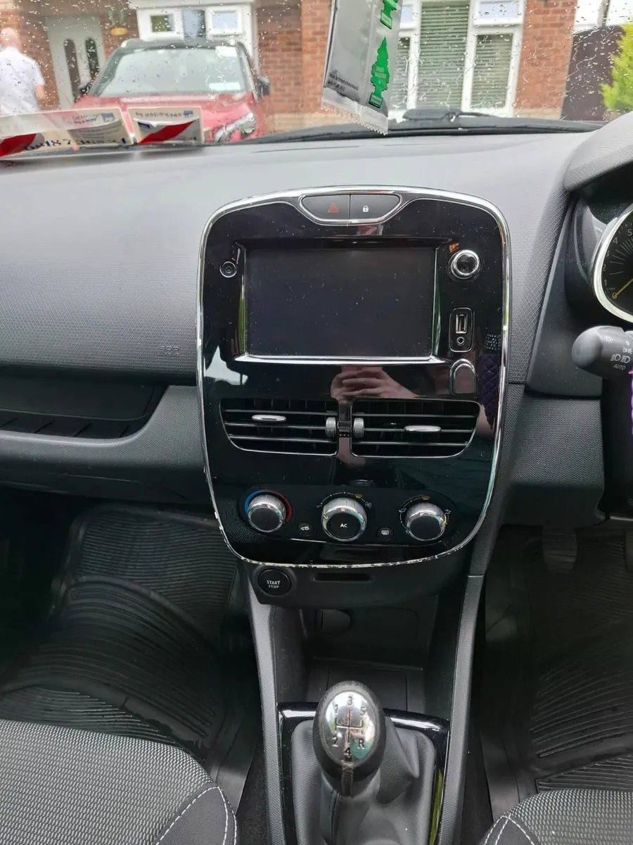 Renault Clio 2014 - Image 4