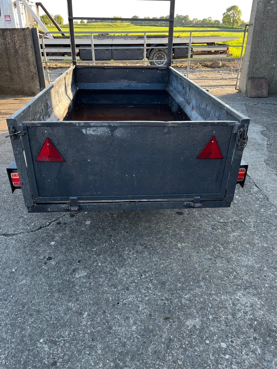 Trailer - Image 4