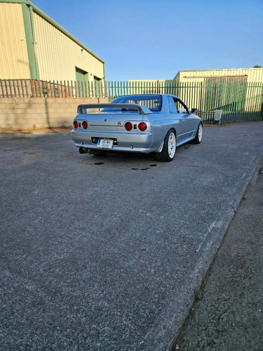 Nissan Skyline R32 GTR - Image 4