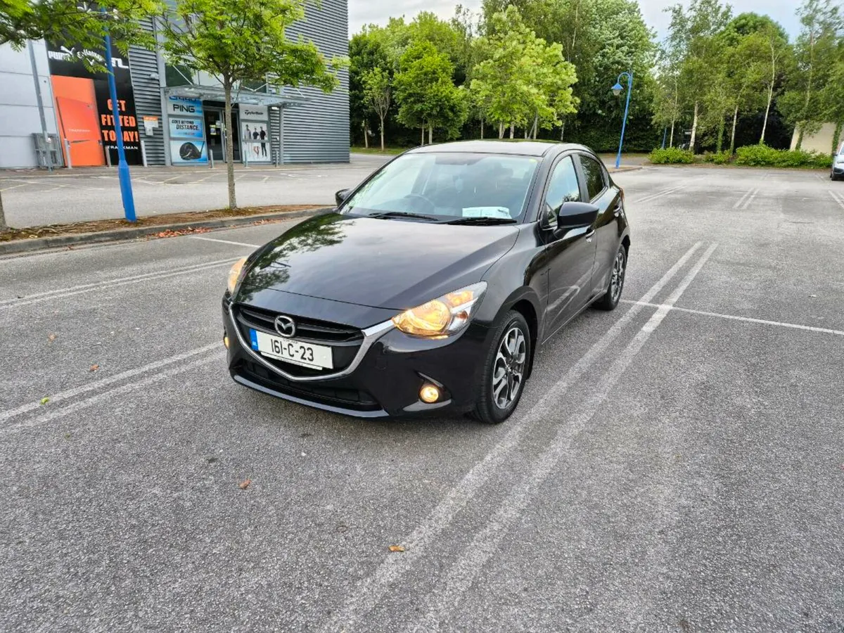 Mazda 2 - Image 2