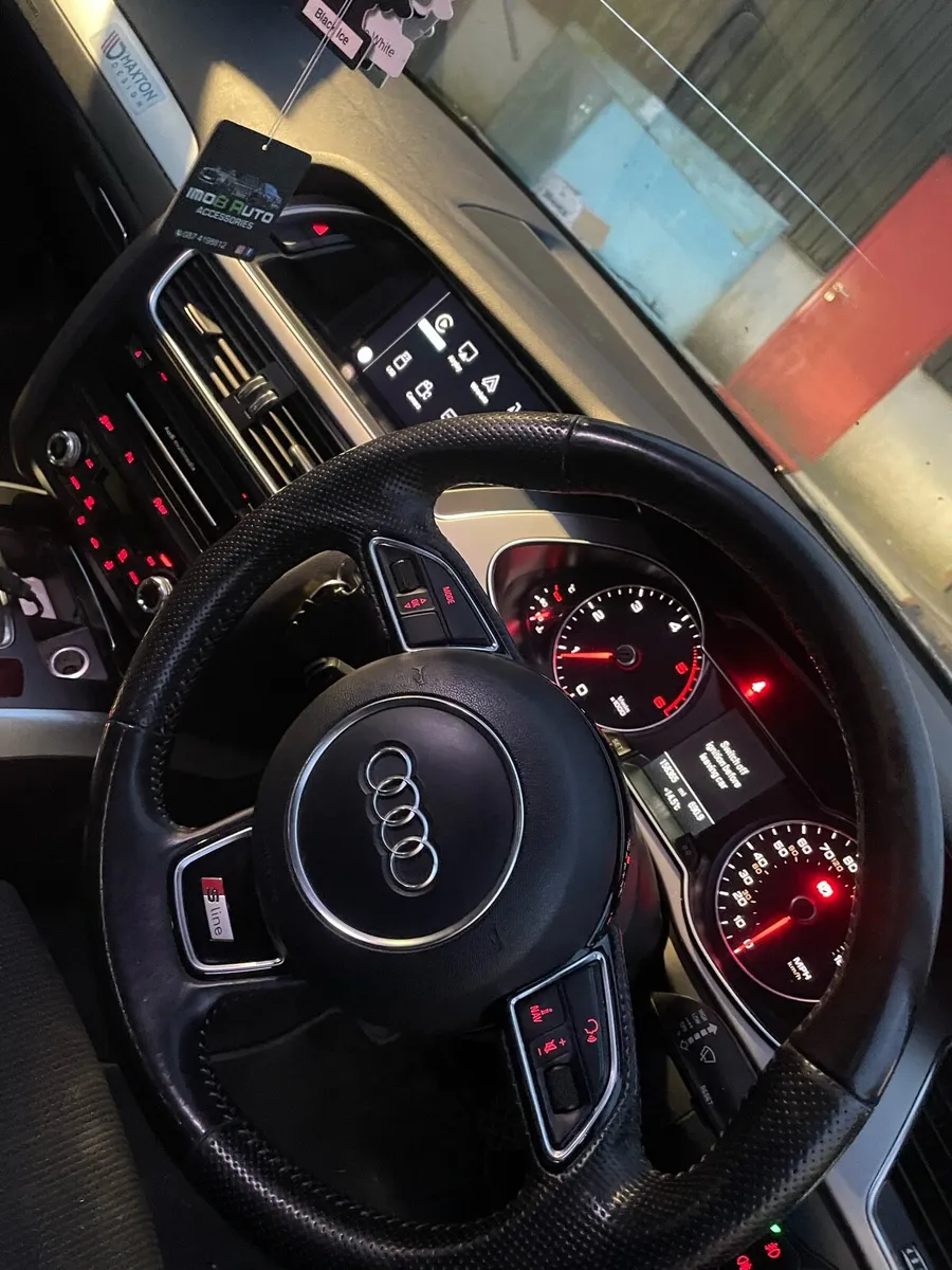 Audi A4 S-line black edition - Image 3