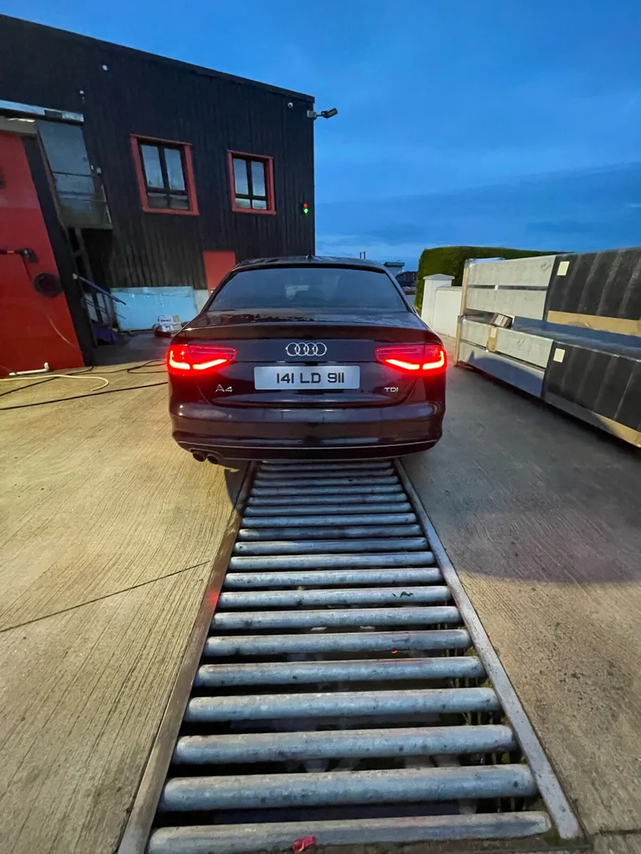 Audi A4 S-line black edition - Image 4