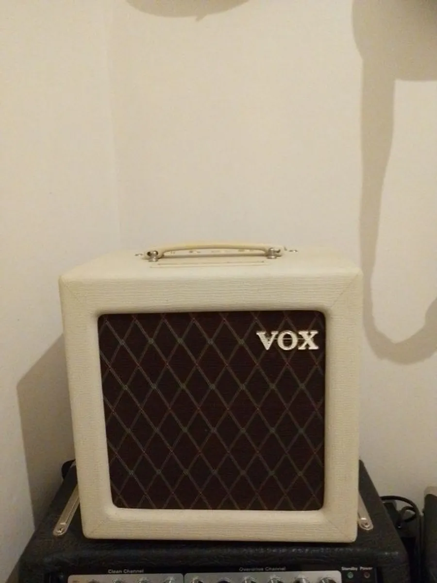 vox ac4 tv - Image 1