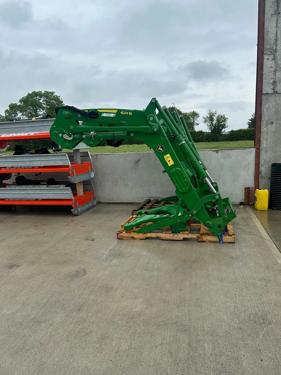 John Deere 623R loader - Image 3