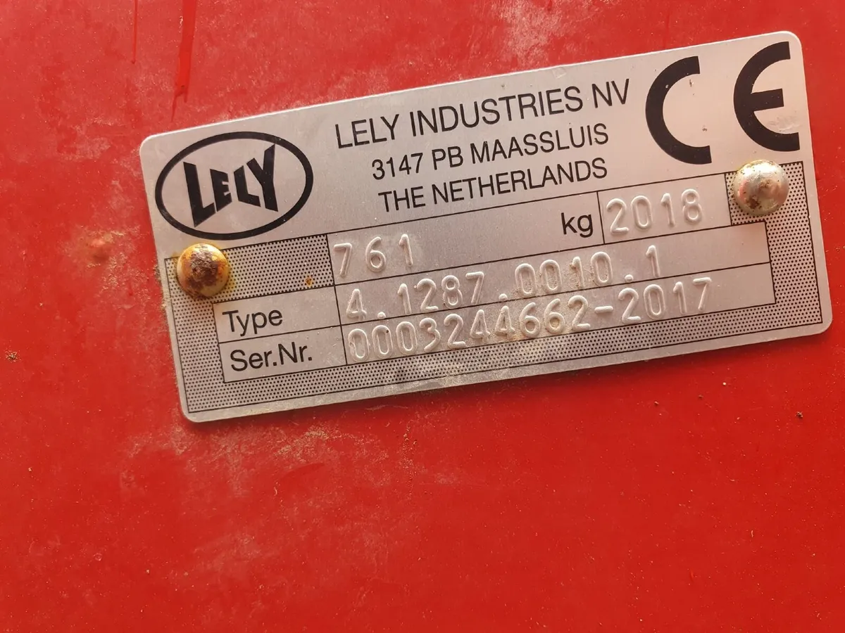 Lely 280 M nine foot disc mower - Image 4