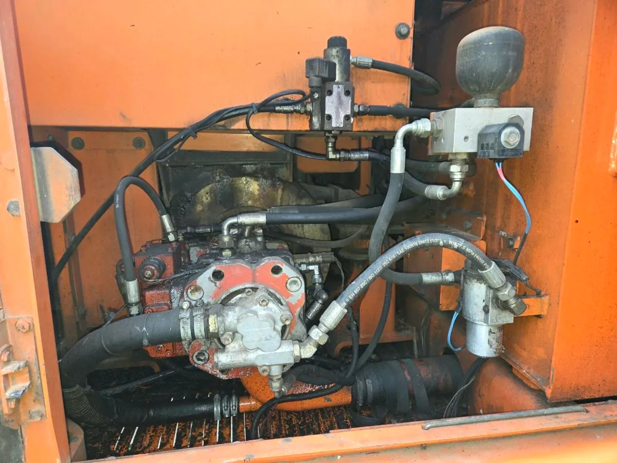 Doosan 13 ton - Image 4