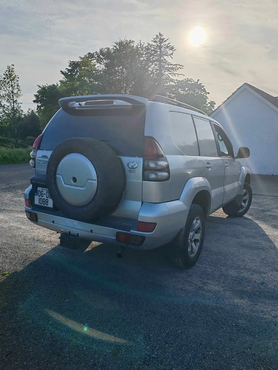 Toyota landcruiser - Image 3