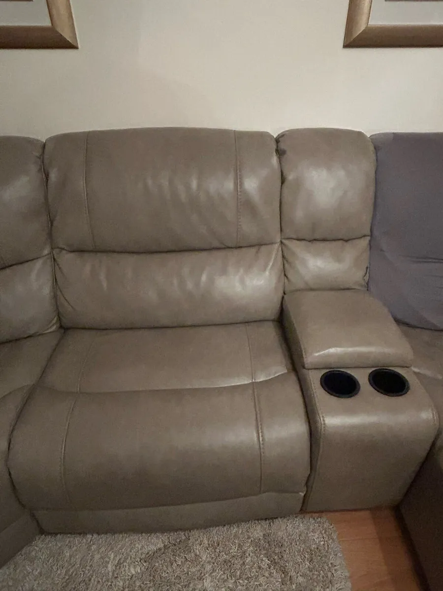 Sofa - Image 4