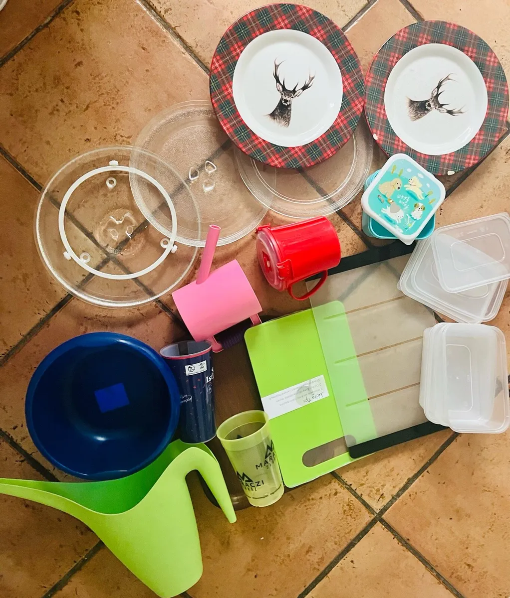 Bundle of items - Image 1