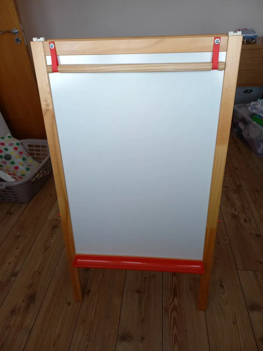 Easel - Image 1