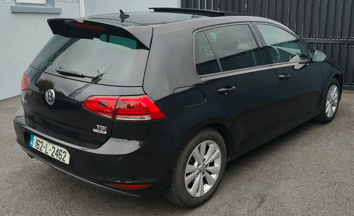 162 VW Golf GT Line Sunroof SAT NAV - Image 4