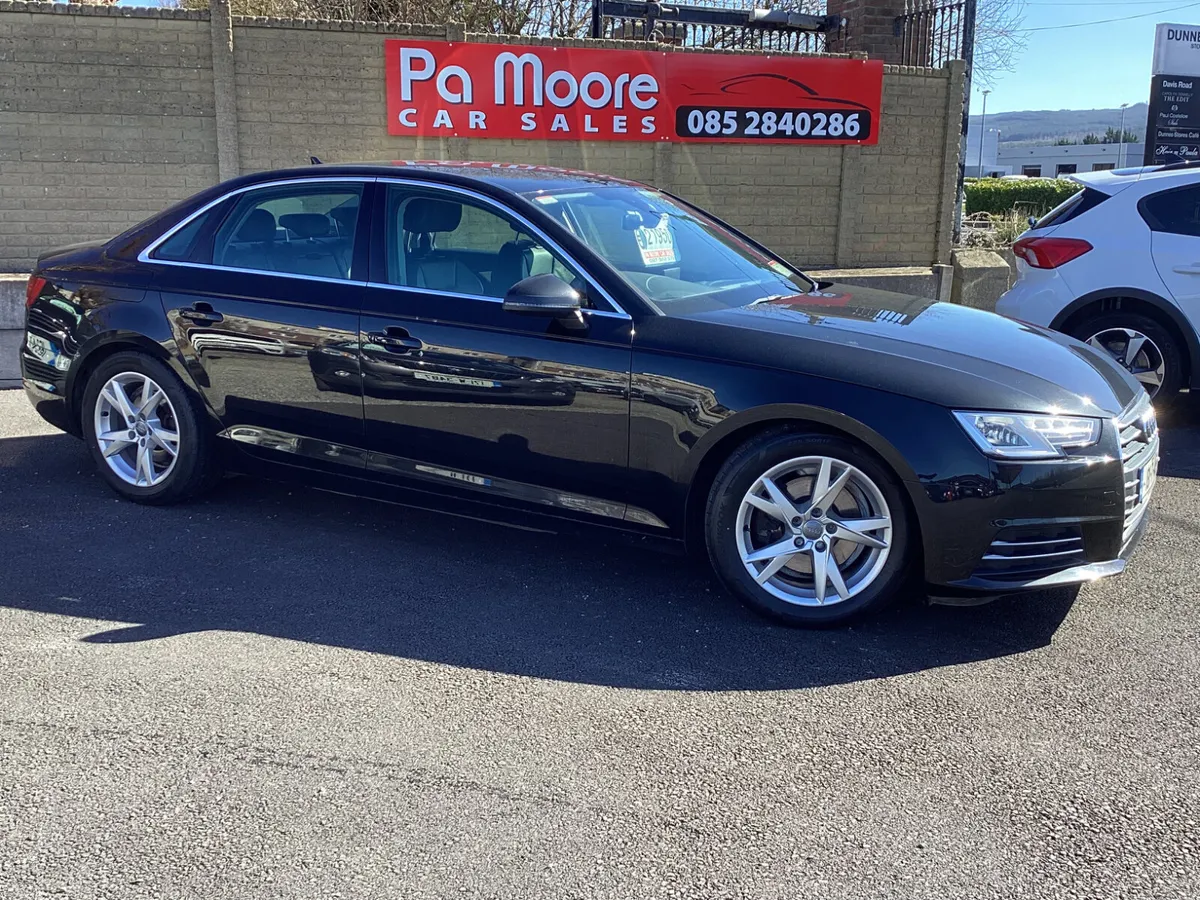 Audi A4  2.0 TDI   * FULL LEATHER - Image 3