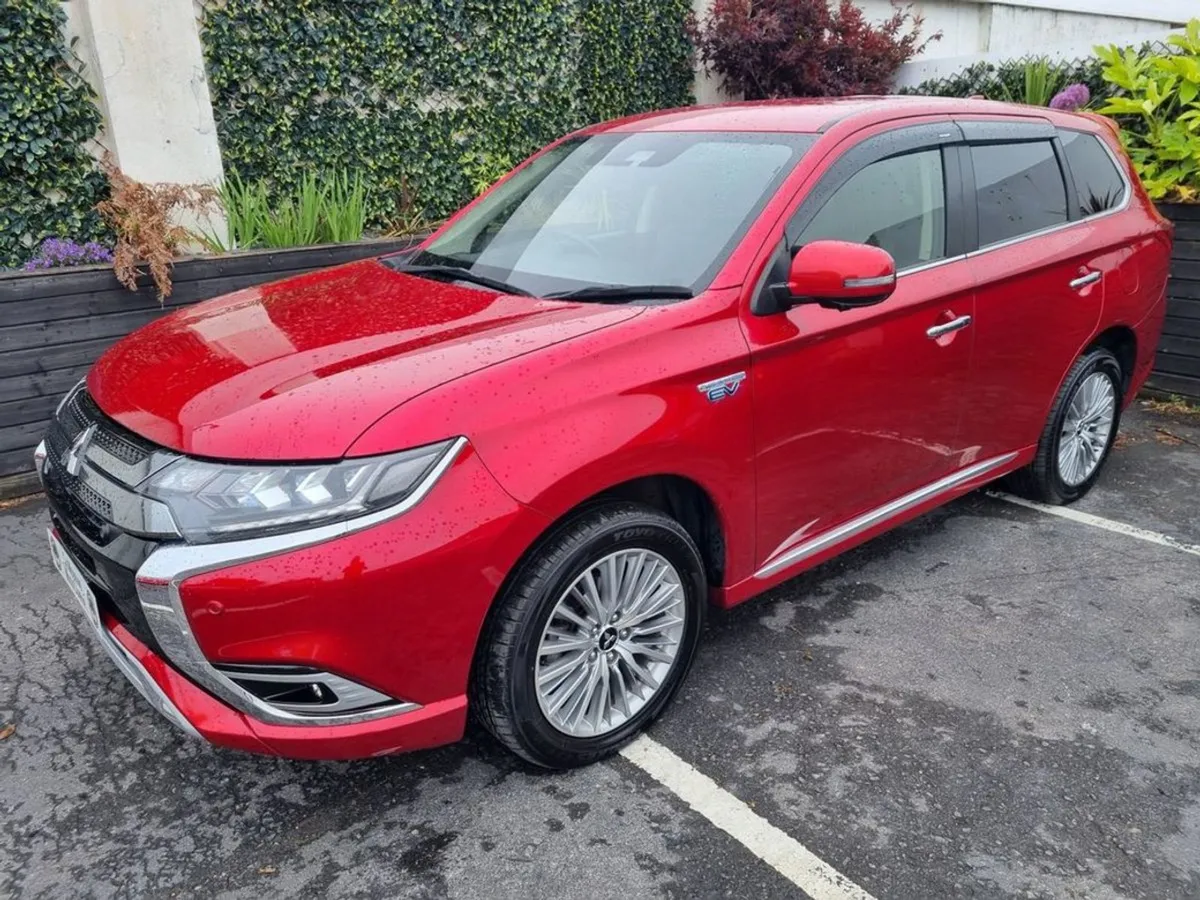 Mitsubishi Outlander 2.4 Phev / Exceed Safety Pac - Image 2