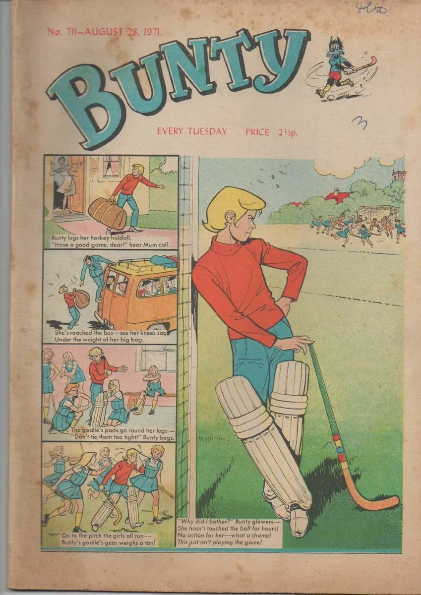 BUNTY #711 (28TH AUG 1971) DC THOMSON UK COMIC - Image 1