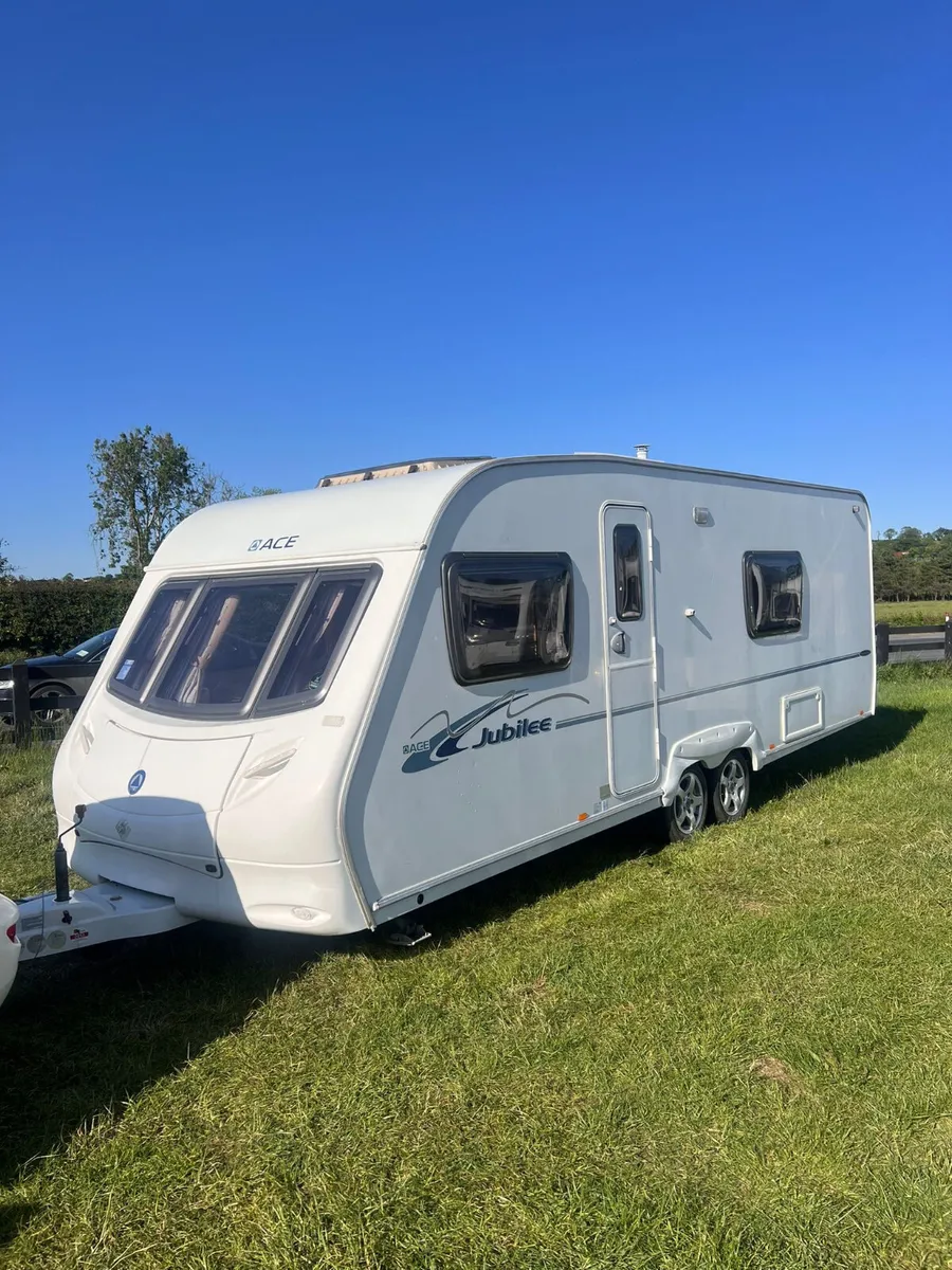 ✨ACE JUBILEE 4 BERTH FIXED BED✨ - Image 1