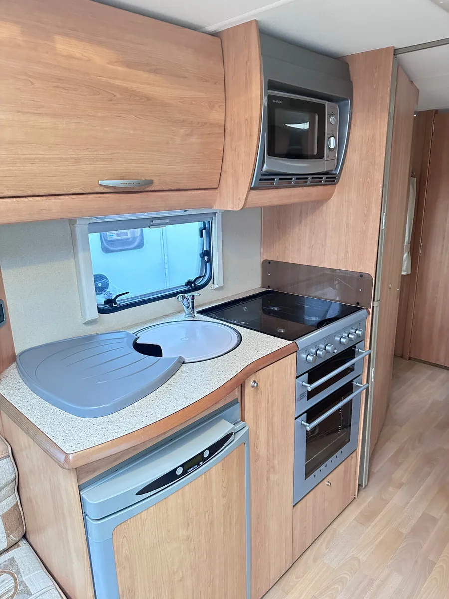 ✨ACE JUBILEE 4 BERTH FIXED BED✨ - Image 4