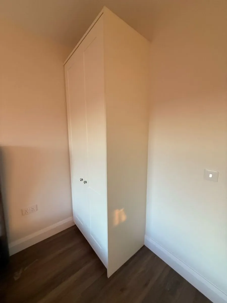 wardrobes - Image 3