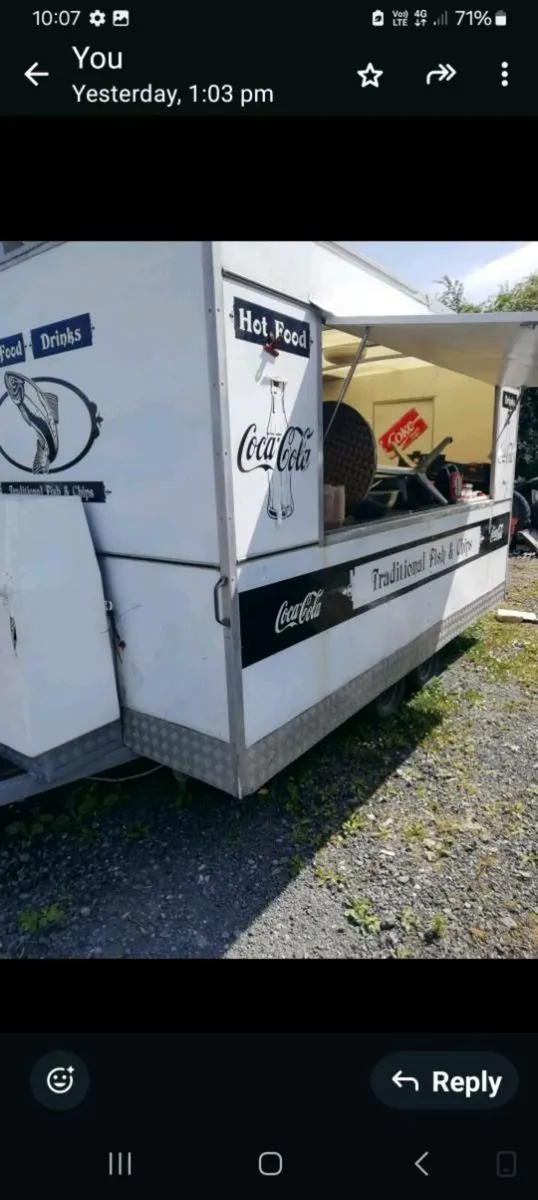 Catering trailer and hotdog stand - Image 1