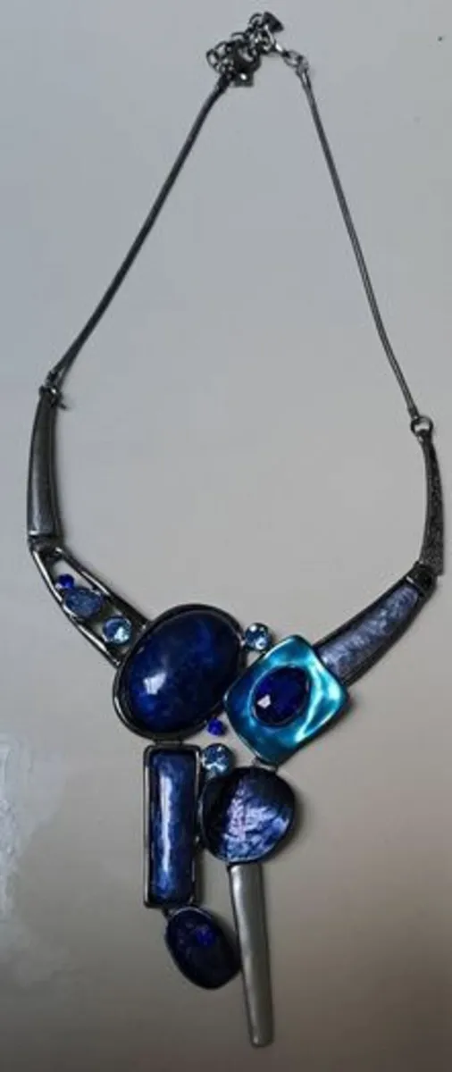 Exquisite blue necklace - Image 2