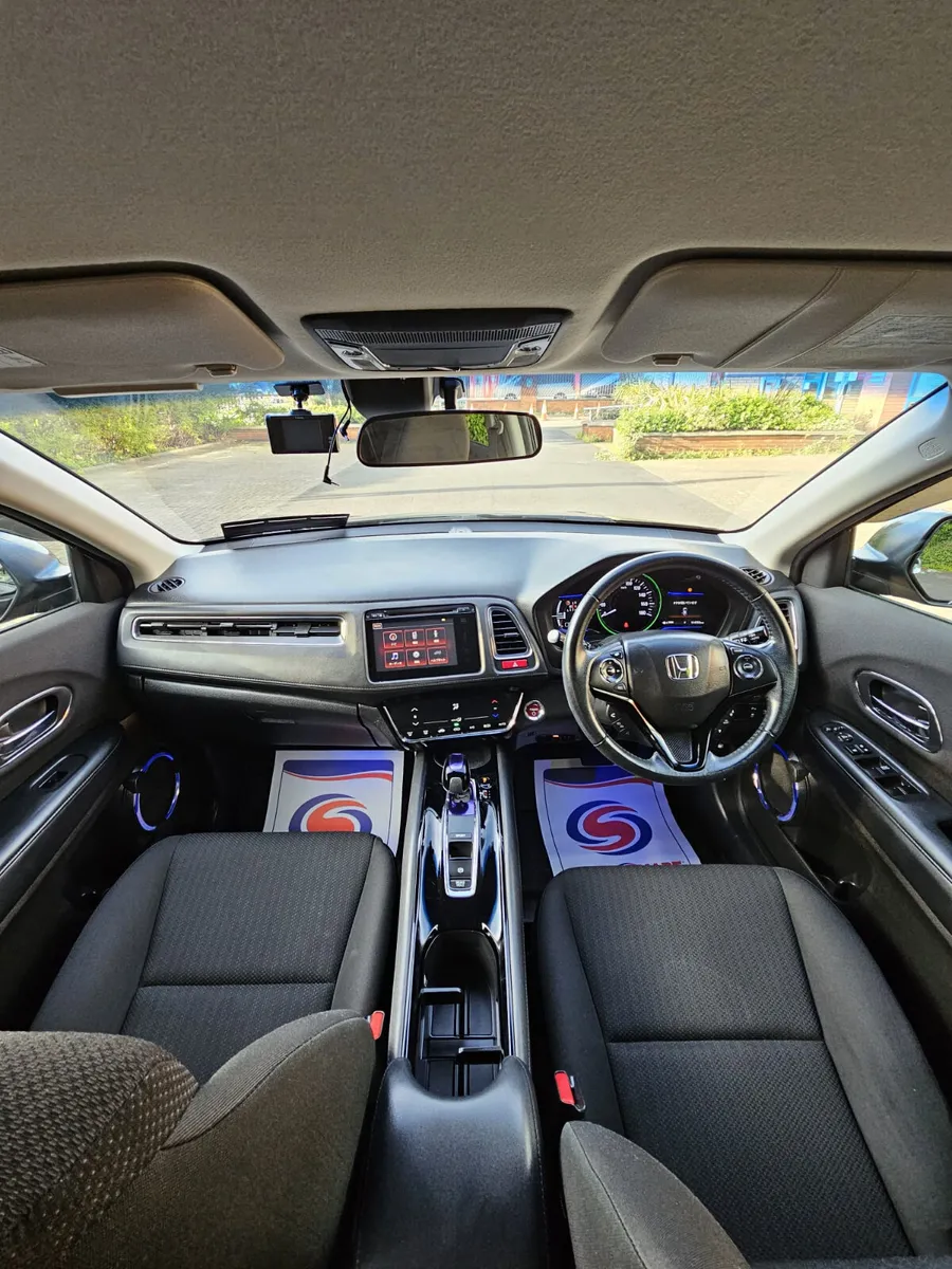 Honda Vezel 2013 Hybrid Automatic - Image 4