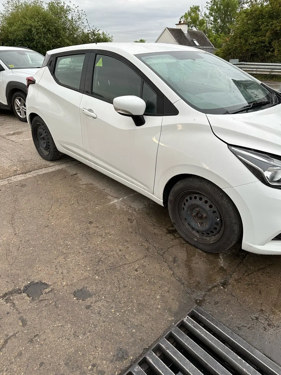 2020 micra  NOT CRASHED - Image 2