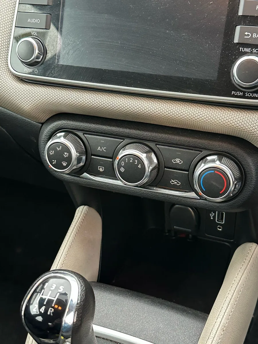 2020 micra  NOT CRASHED - Image 4