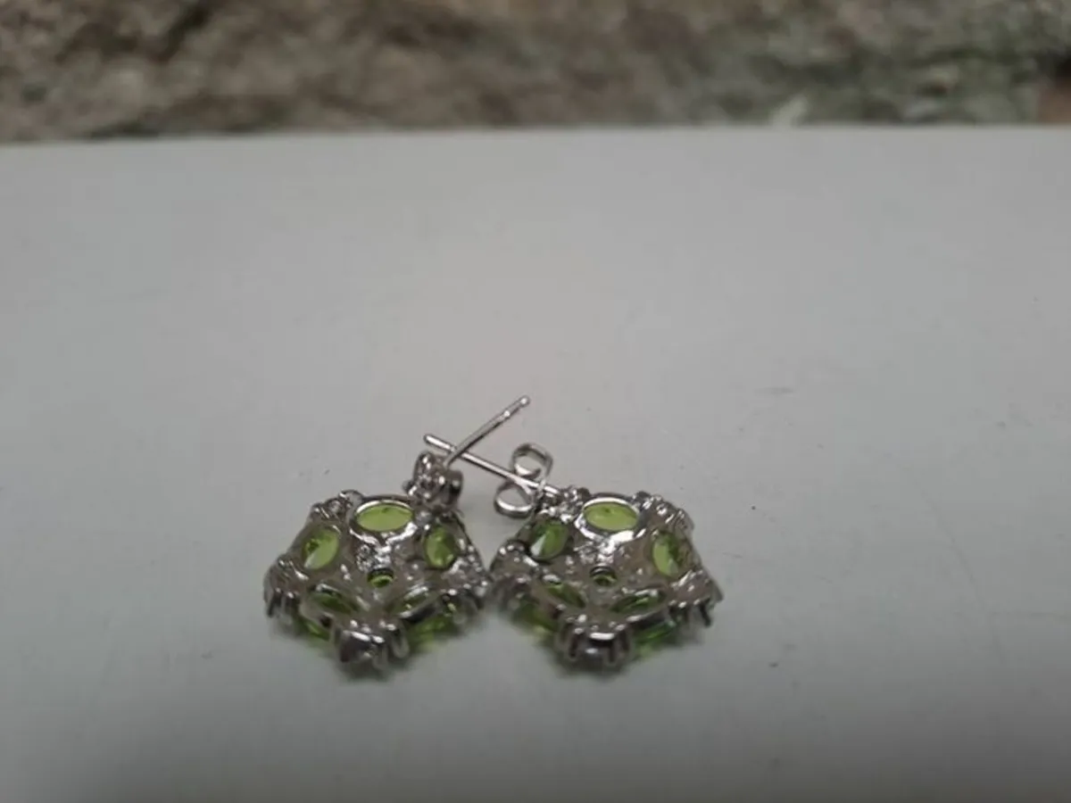 Sterling silver earrings with green peridot - Image 2