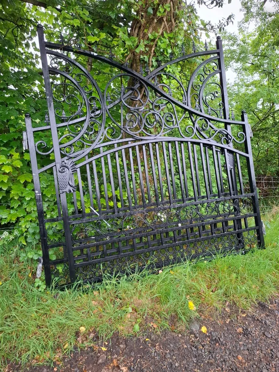 14ft Entrance Gates New - Image 2