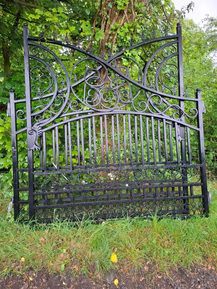 14ft Entrance Gates New - Image 1
