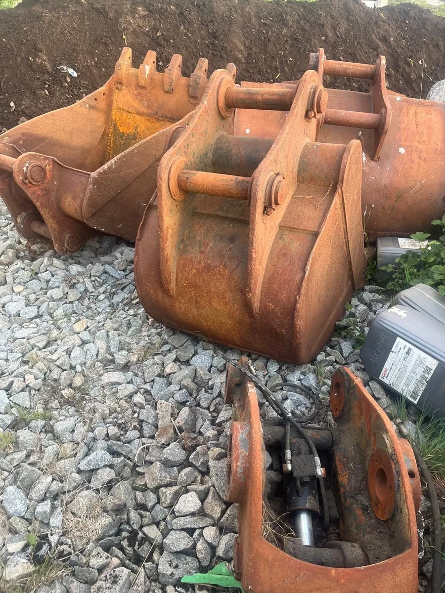 Plant hire - Image 1