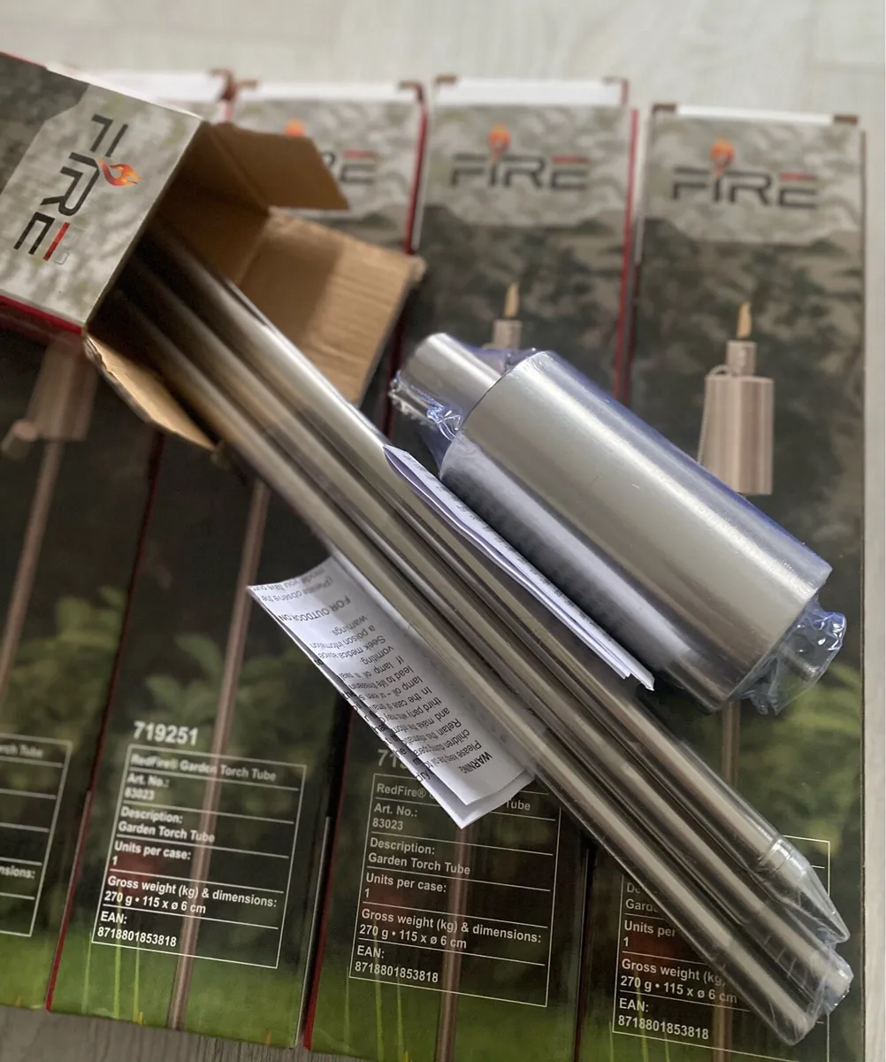 6 New garden torches - Image 2