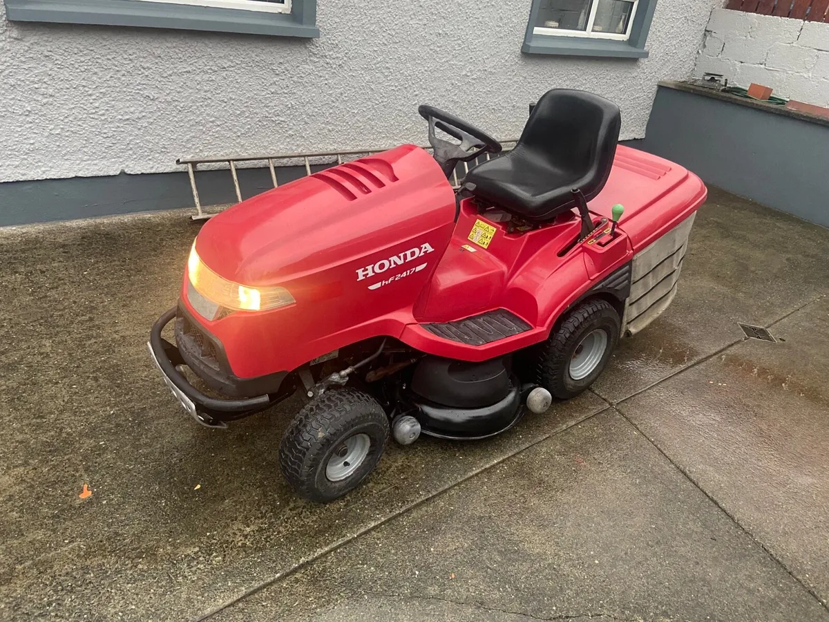 Honda 2417 hydrostatic - Image 1