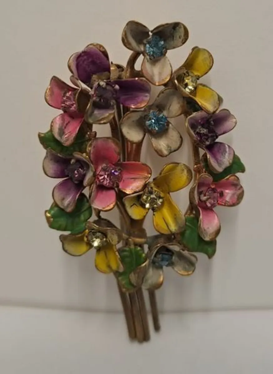 Vintage brooch flower bouquet - Image 1