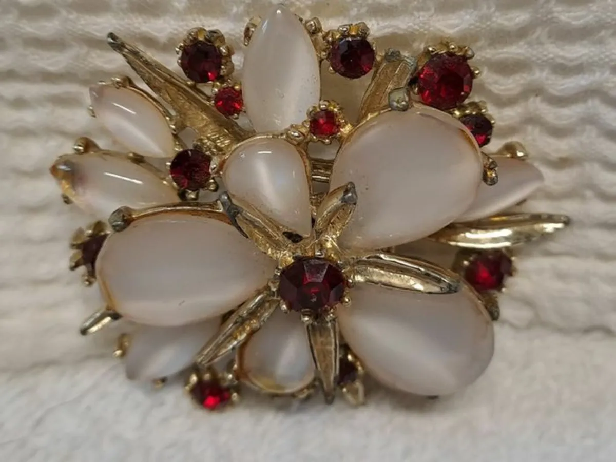 Vintage brooch opalite and garnets - Image 2